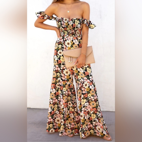 Vici Pants - Onyx Garden Floral Pocketed Jumpsuit, Size M, Brand New
